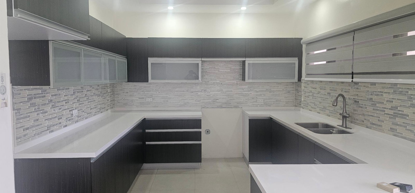 Second image of 3-6 Clieveden Avenue in Kingston 6, St. Andrew, Jamaica - property is For Rent