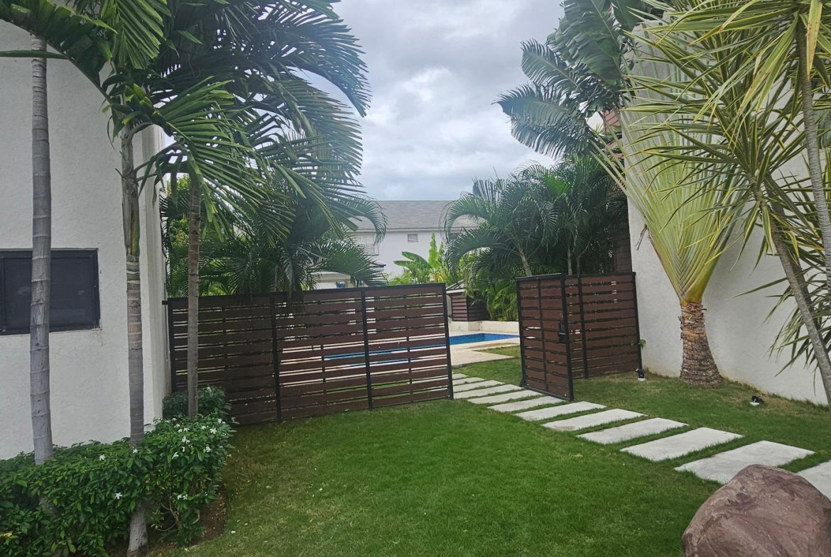 Thirteenth image of 3-6 Clieveden Avenue in Kingston 6, St. Andrew, Jamaica - property is For Rent