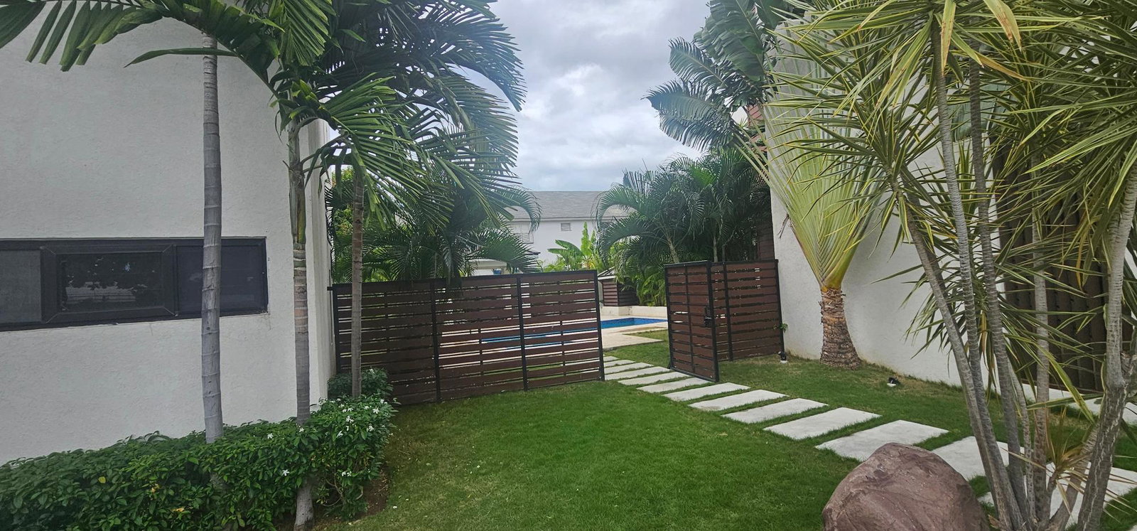 Thirteenth image of 3-6 Clieveden Avenue in Kingston 6, St. Andrew, Jamaica - property is For Rent