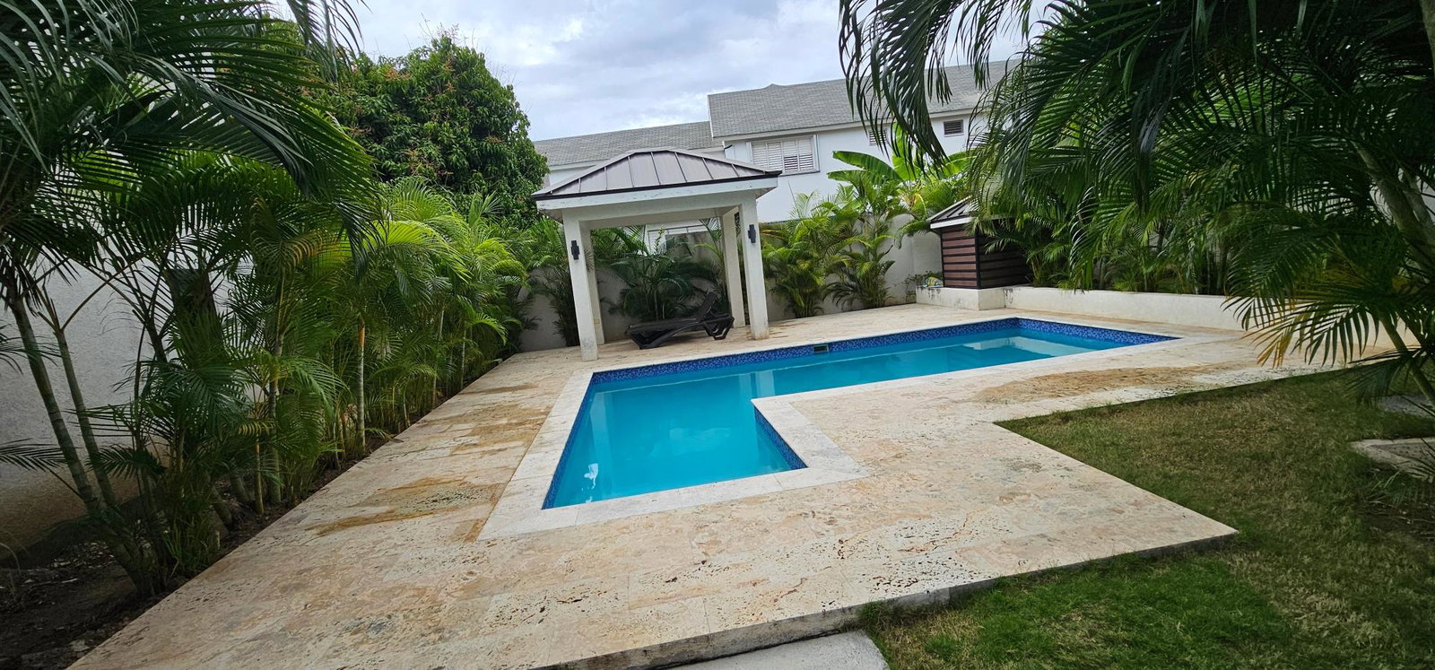 Fifteenth image of 3-6 Clieveden Avenue in Kingston 6, St. Andrew, Jamaica - property is For Rent