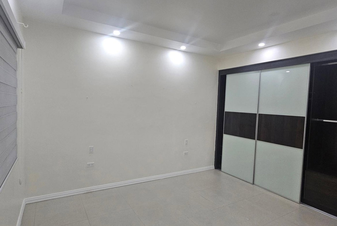 Sixth image of 3-6 Clieveden Avenue in Kingston 6, St. Andrew, Jamaica - property is For Rent