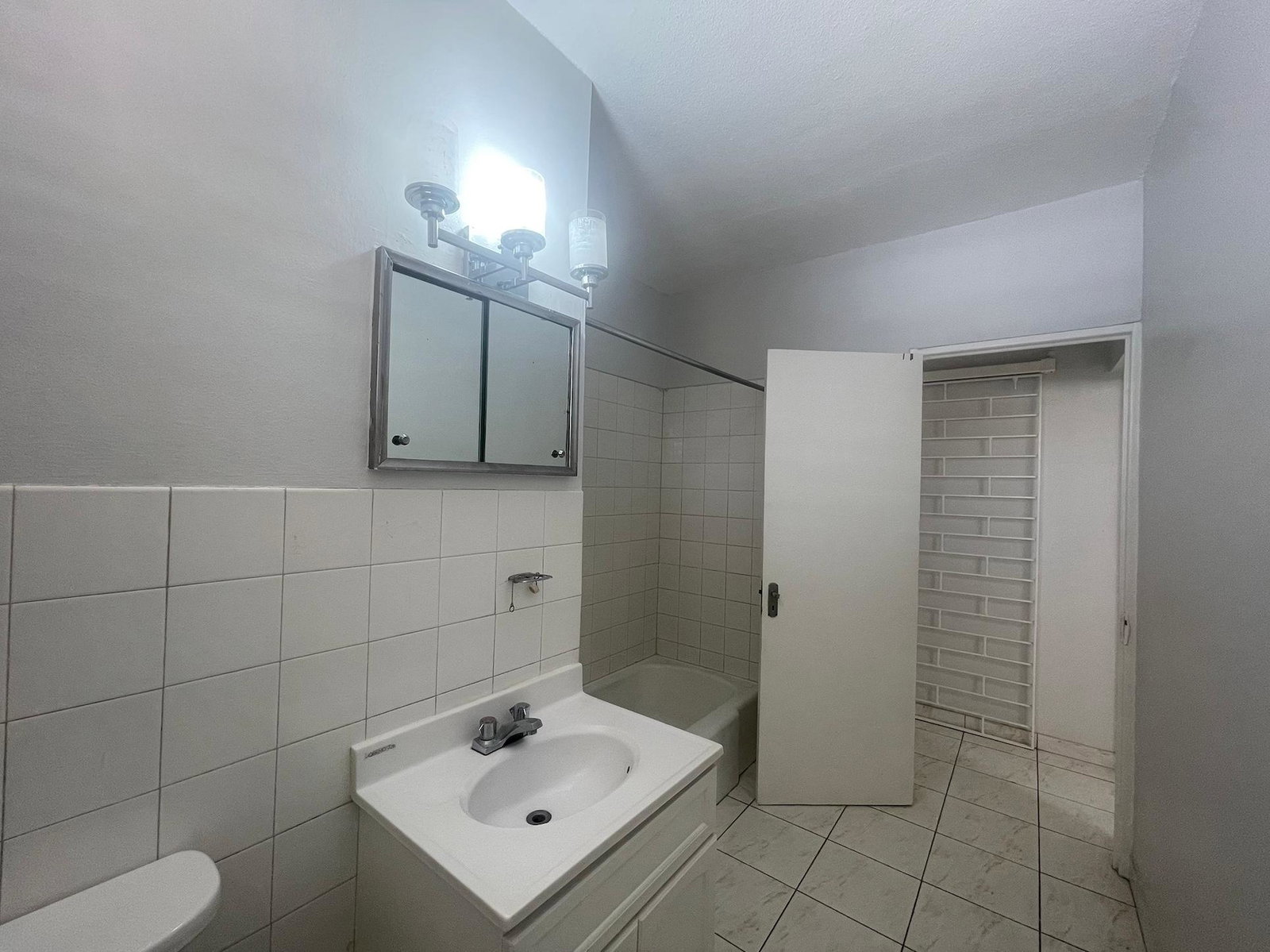 Twelfth image of 11 Lords Road in Kingston 5, St. Andrew, Jamaica - property is For Rent