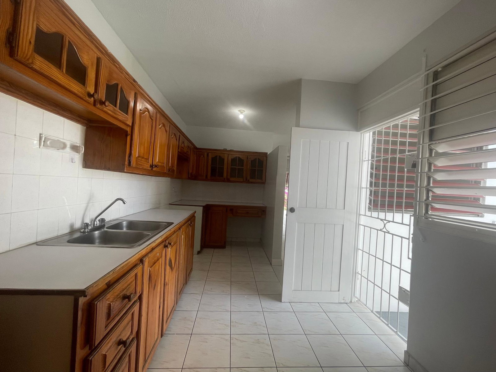 Seventeenth image of 11 Lords Road in Kingston 5, St. Andrew, Jamaica - property is For Rent