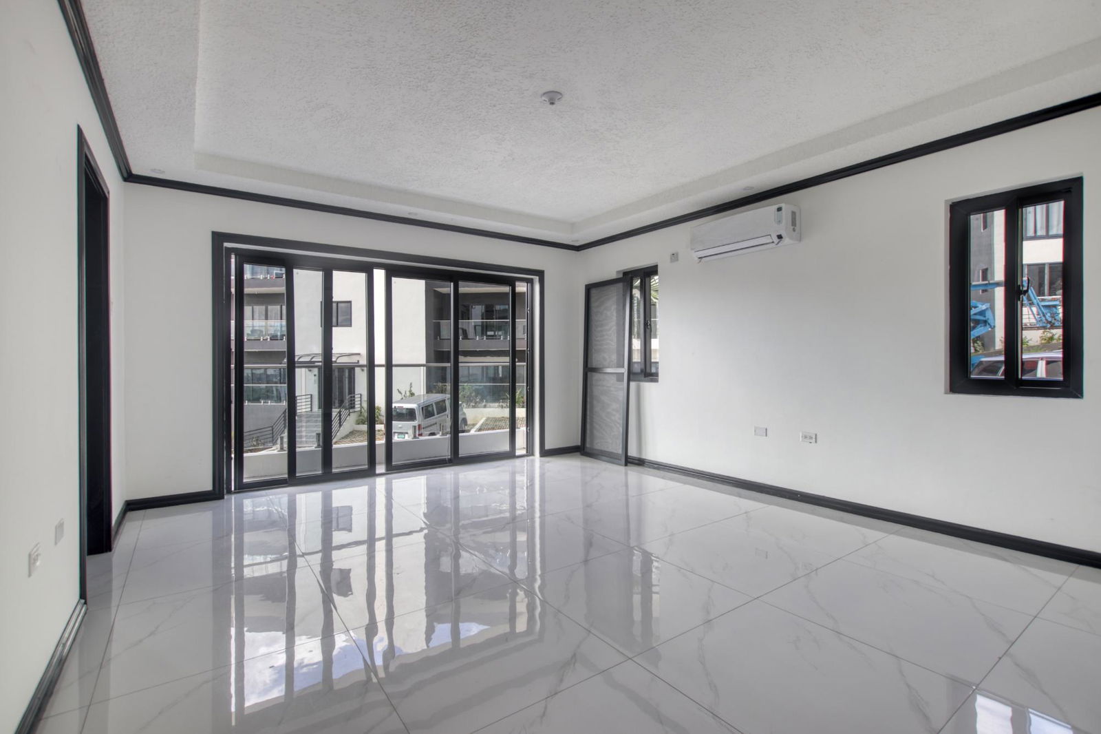 Twelfth image of 20-11 Hill Road in Kingston 8, St. Andrew, Jamaica - property is For Rent