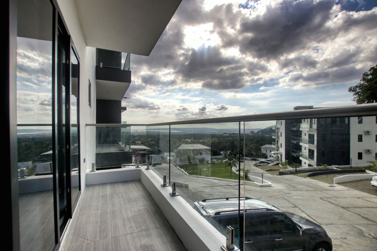 Thirteenth image of 20-11 Hill Road in Kingston 8, St. Andrew, Jamaica - property is For Rent