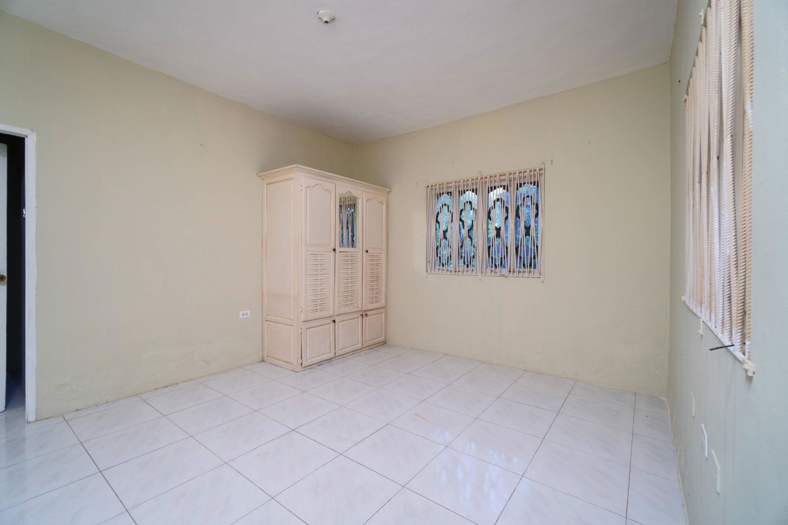 Second image of 29 Hoose Avenue, Angel's, sp in Angels, St. Catherine, Jamaica - property is For Rent
