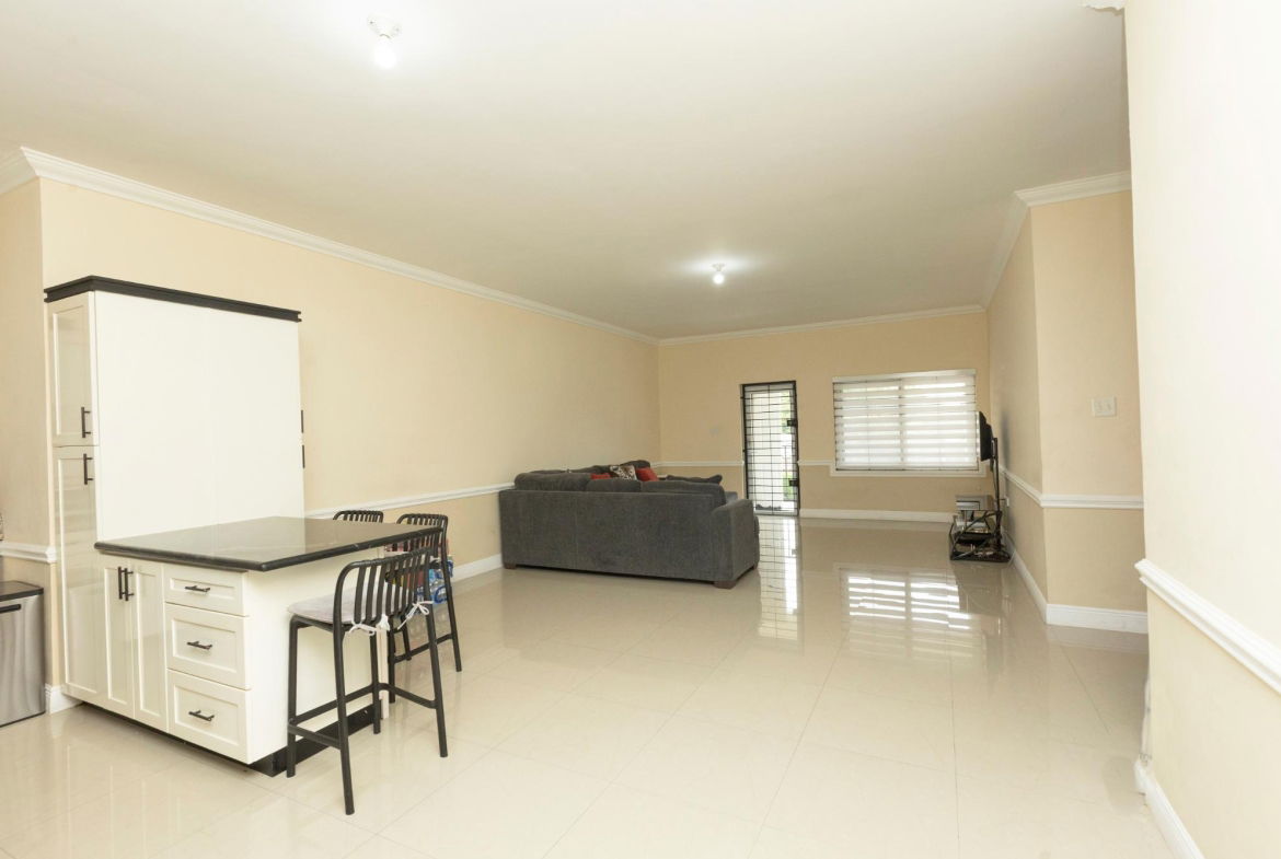 Spacious-2-Bedroom-Apartment-for-Sale-in-St.-Andrew-4-26-Merrivale-Avenue Thirteenth image of 4-26 Merrivale Avenue in Constant Spring P.O., St. Andrew, Jamaica - property is For Sale