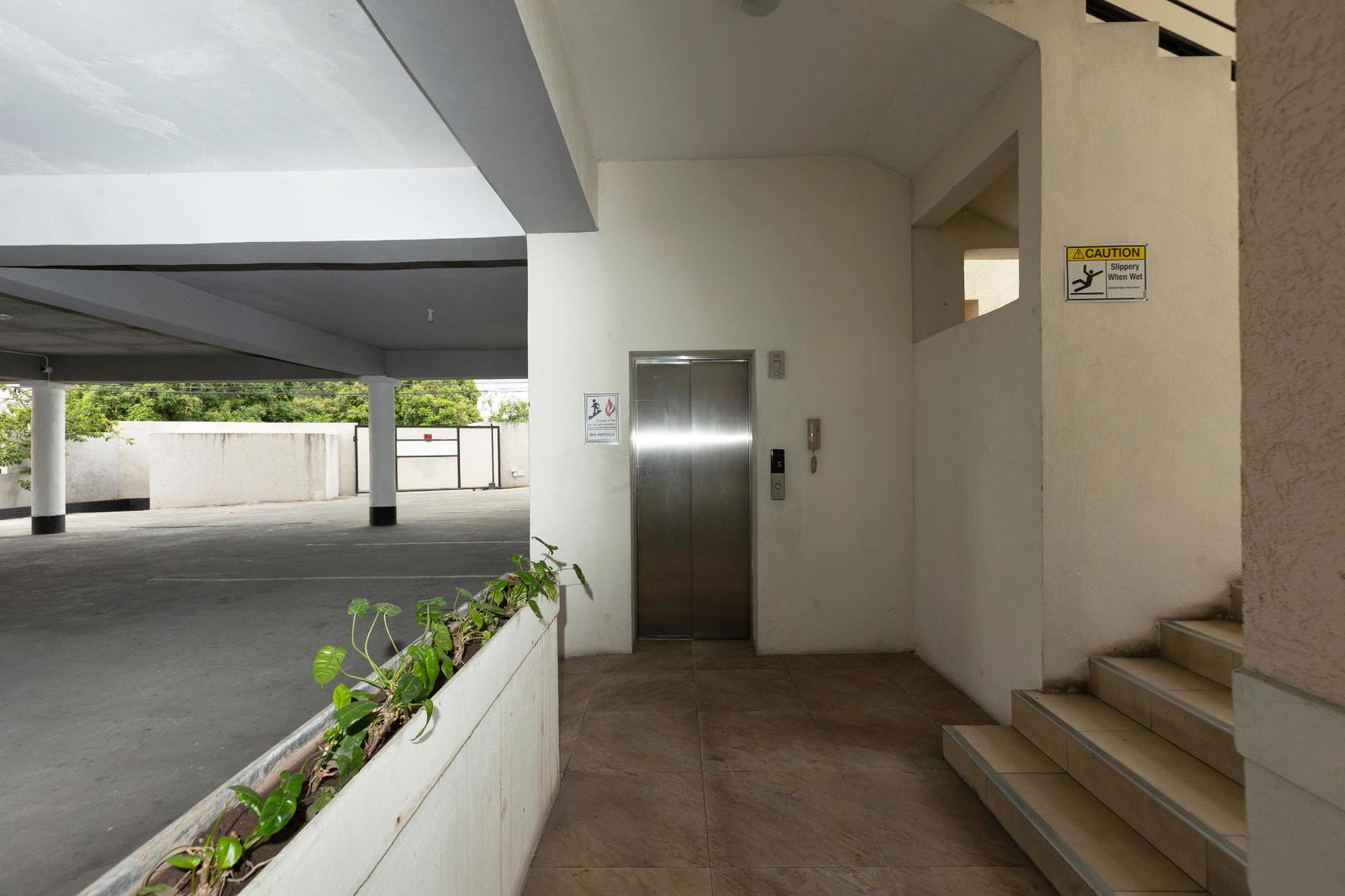 Spacious-2-Bedroom-Apartment-for-Sale-in-St.-Andrew-4-26-Merrivale-Avenue Fifth image of 4-26 Merrivale Avenue in Constant Spring P.O., St. Andrew, Jamaica - property is For Sale