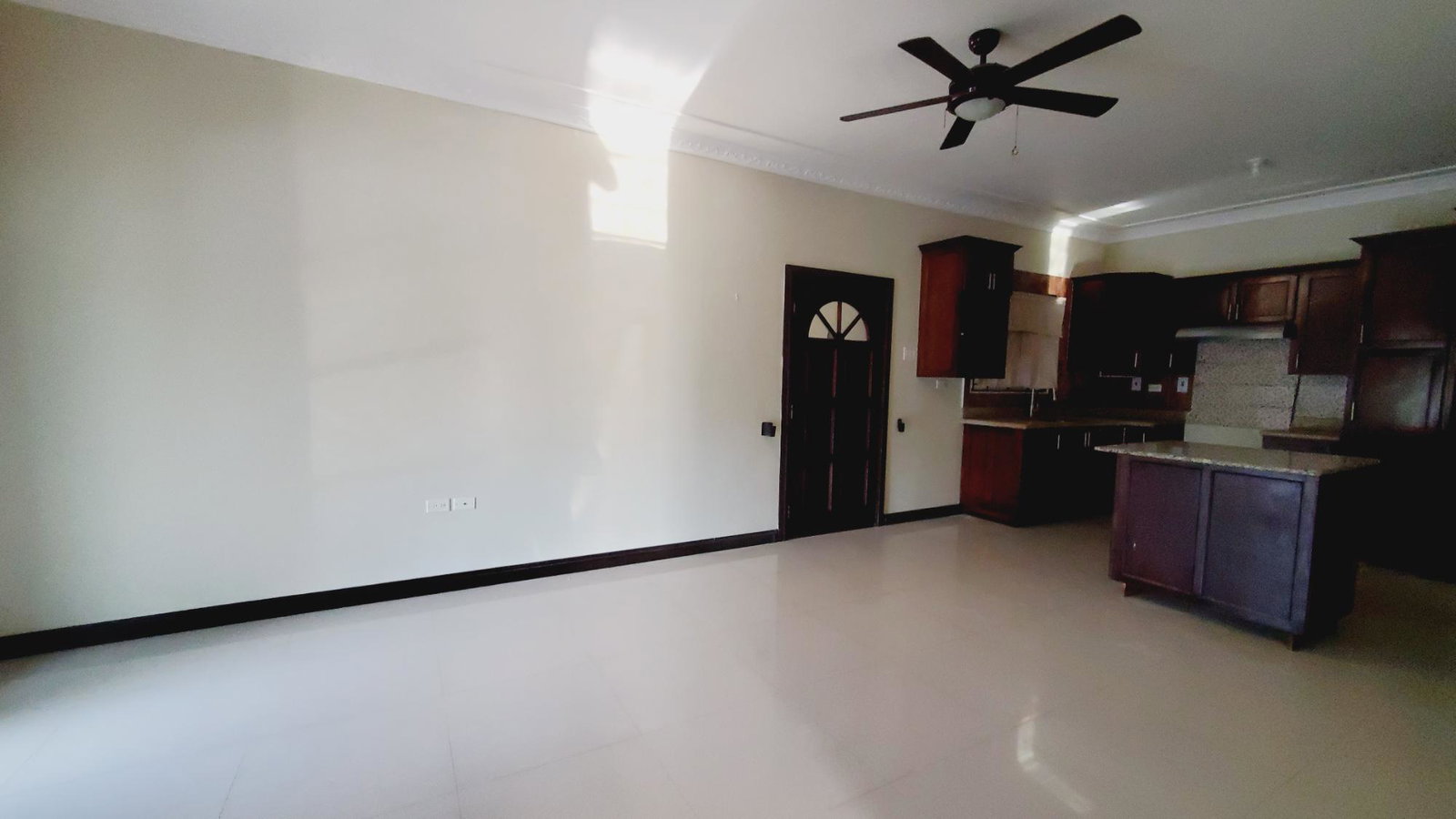 Spacious-2-Bedroom-Apartment-for-Sale-in-St.-Andrew-Jamaica Ninth image of 2-11 Park Avenue in Kingston 19, St. Andrew, Jamaica - property is For Sale