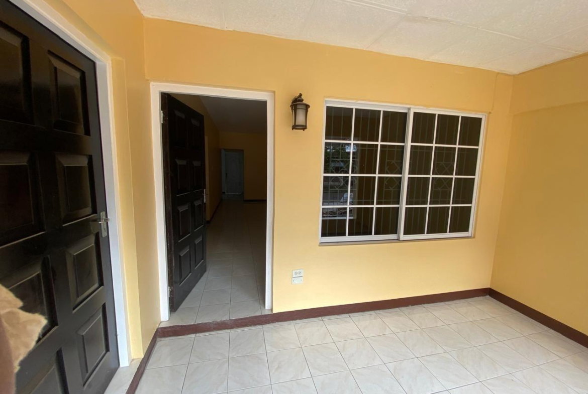 Fourth image of Three Oaks Garden in Kingston 19, St. Andrew, Jamaica - property is For Rent