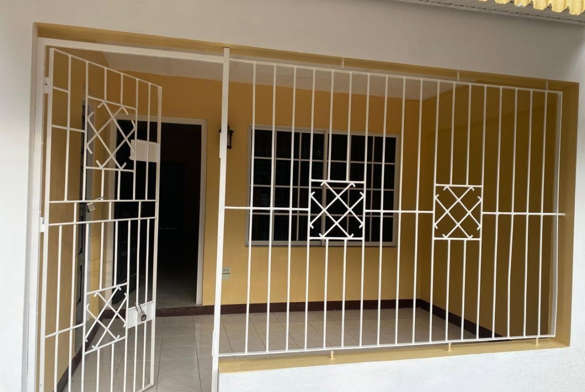 Sixth image of Three Oaks Garden in Kingston 19, St. Andrew, Jamaica - property is For Rent