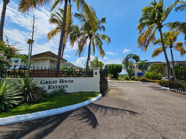 Nineteenth image of 7-6 Great House Close in Kingston 8, St. Andrew, Jamaica - property is For Rent
