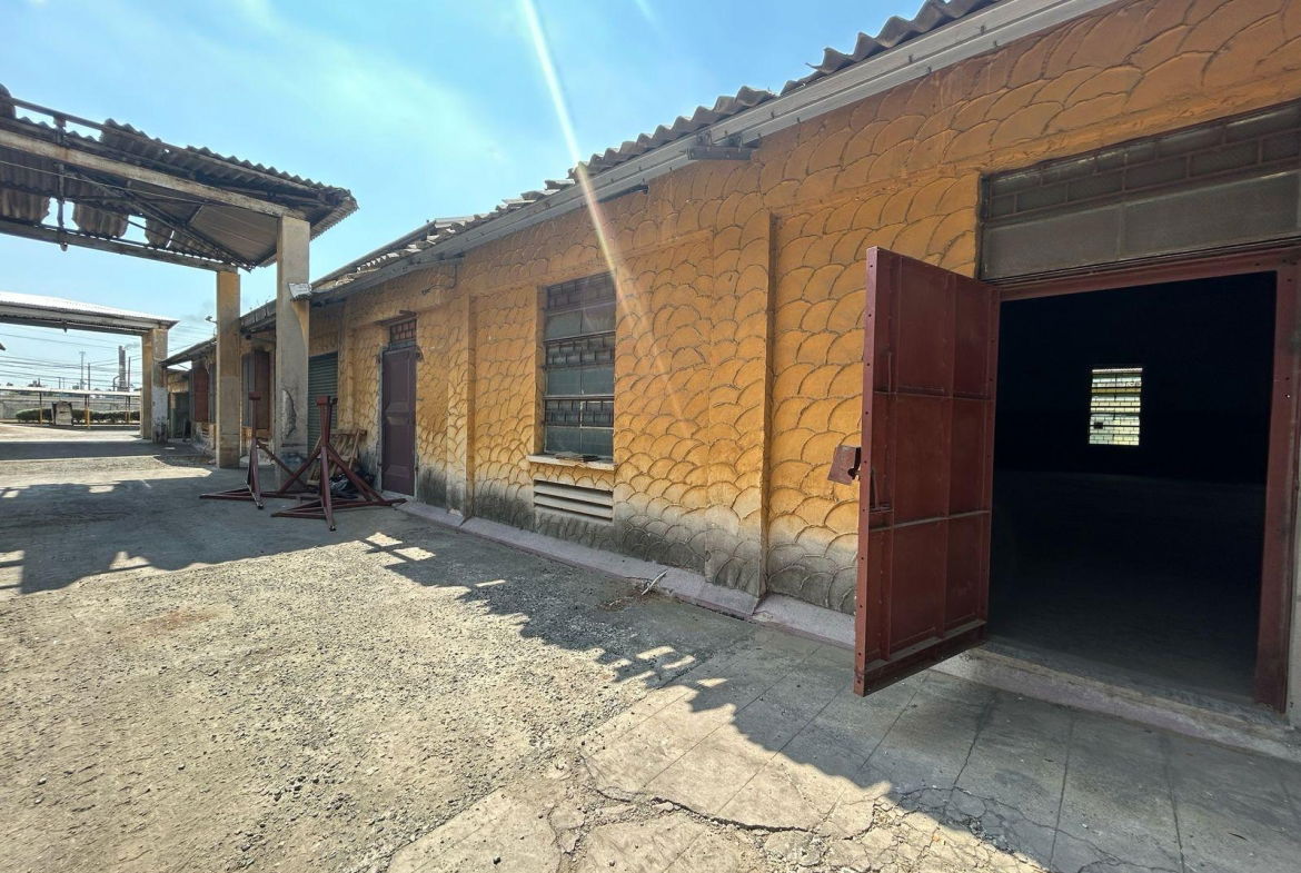 Spacious-5869-sq-ft-Warehouse-for-Rent-in-St.-Andrew-Jamaica Fourth image of 3-80 Marcus Garvey Drive in Kingston 13, St. Andrew, Jamaica - property is For Rent