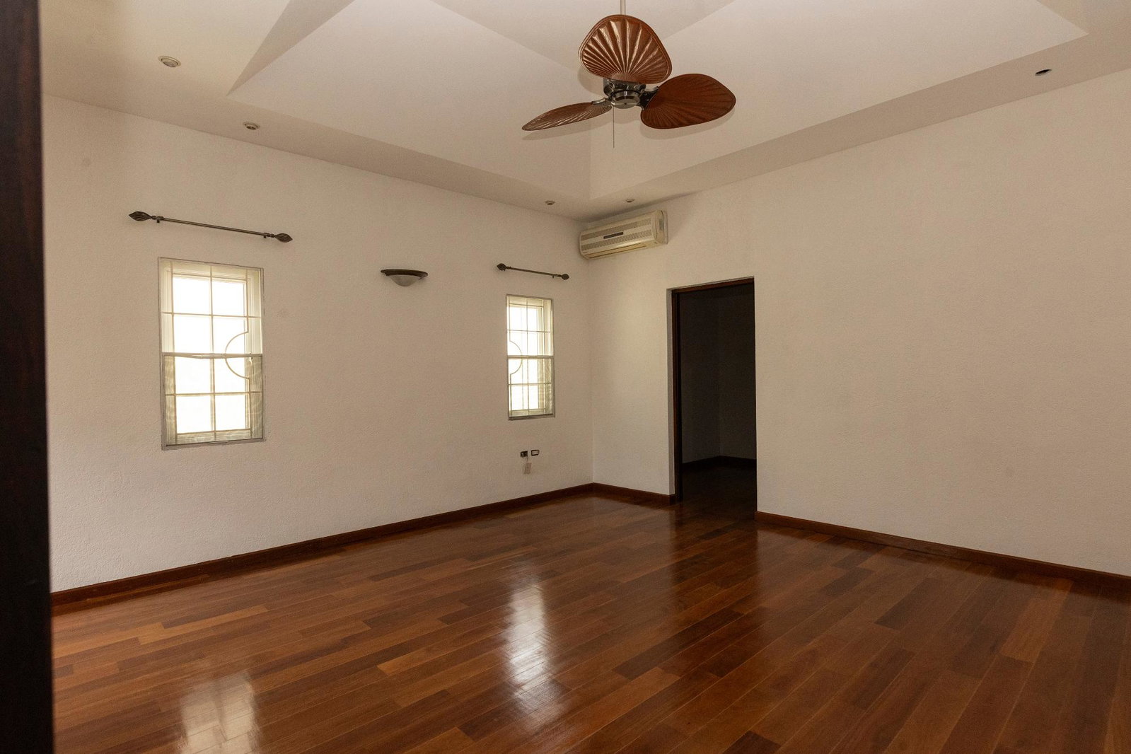 Eleventh image of 2-4 Dillsbury Avenue in Kingston 6, St. Andrew, Jamaica - property is For Rent