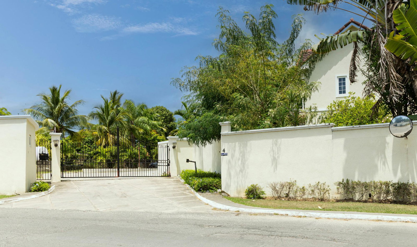 First image of 2-4 Dillsbury Avenue in Kingston 6, St. Andrew, Jamaica - property is For Rent