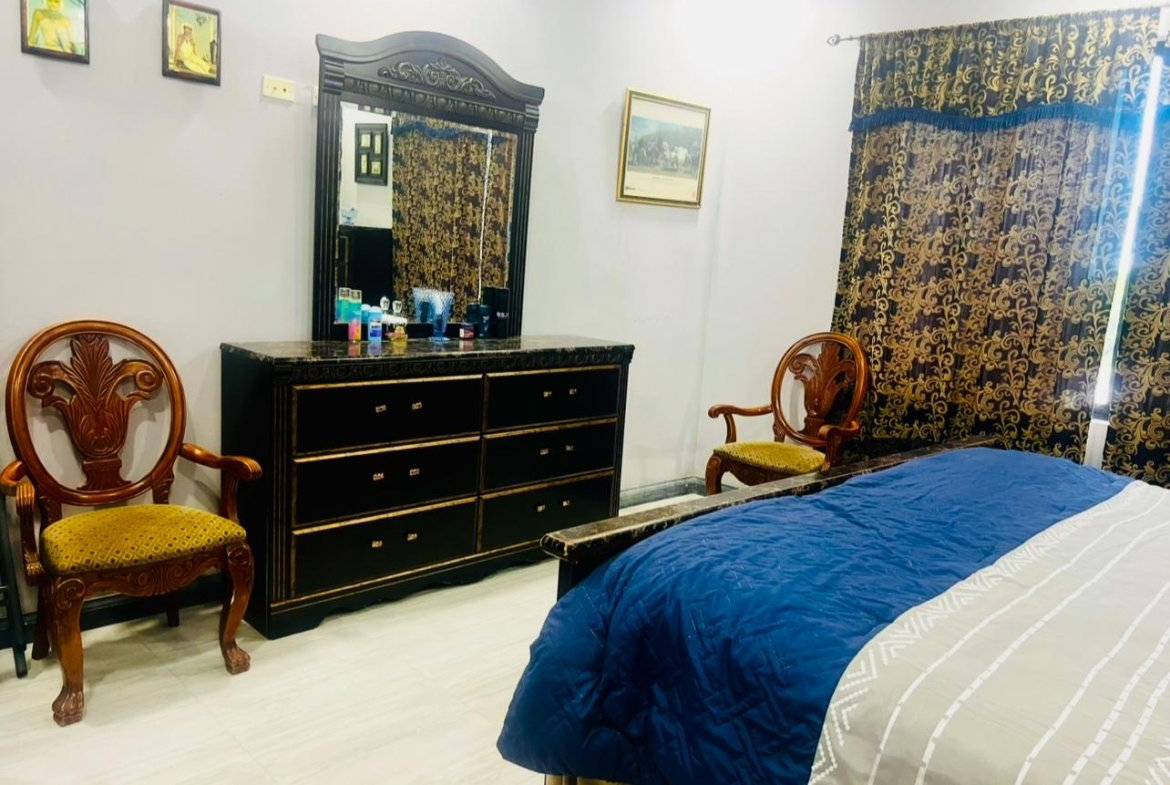 Seventh image of 6-7 Sunset Drive, Kingston 8 in Kingston 8, St. Andrew, Jamaica - property is For Rent