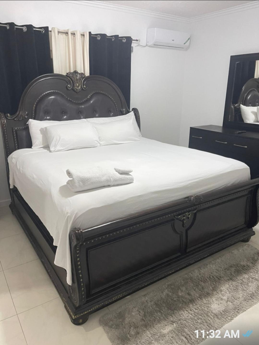 Tenth image of Waterloo Road in Kingston 10, St. Andrew, Jamaica - property is For Sale