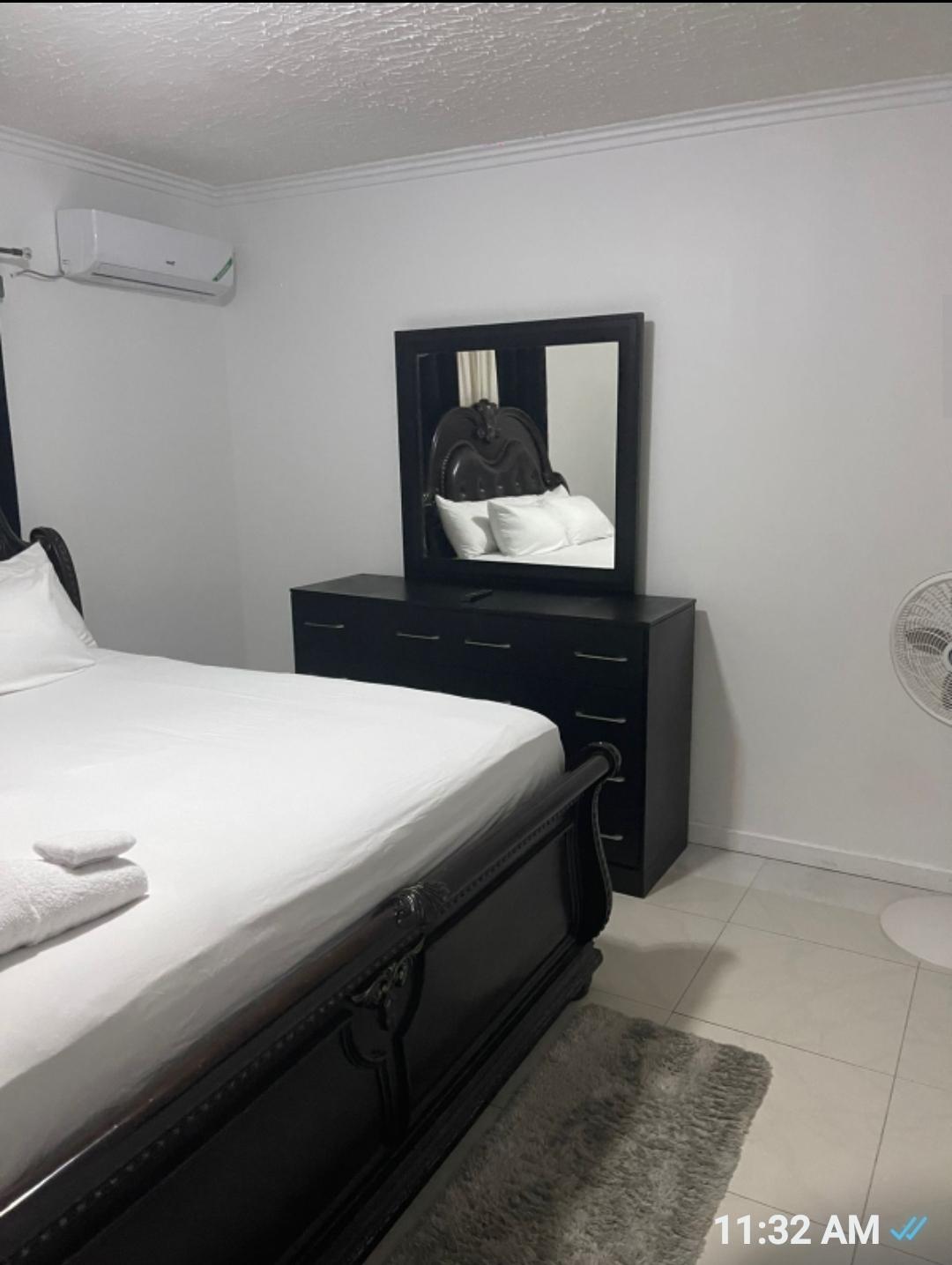 Eleventh image of Waterloo Road in Kingston 10, St. Andrew, Jamaica - property is For Sale