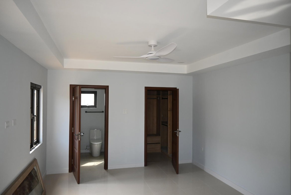 Fifth image of 175 Oak Estate in Bernard Lodge, St. Catherine, Jamaica - property is For Rent