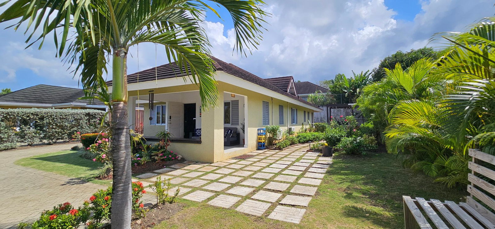 Fourth image of 667 Ackee Walk, Richmond Esta in Laughlands, St. Ann, Jamaica - property is For Rent