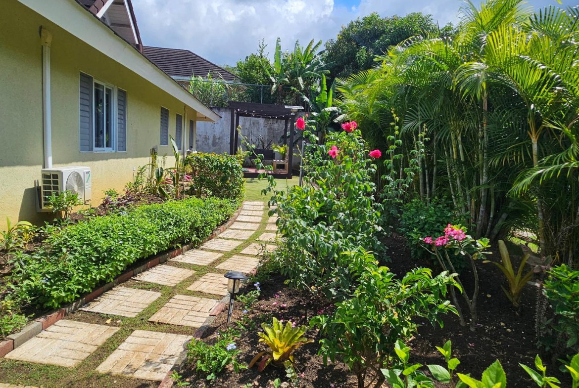 Fifth image of 667 Ackee Walk, Richmond Esta in Laughlands, St. Ann, Jamaica - property is For Rent