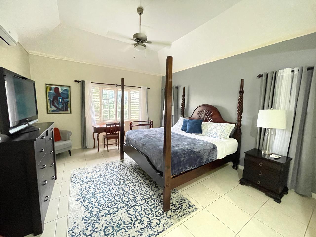 Twelfth image of Kings House Avenue in Kingston 6, St. Andrew, Jamaica - property is For Rent
