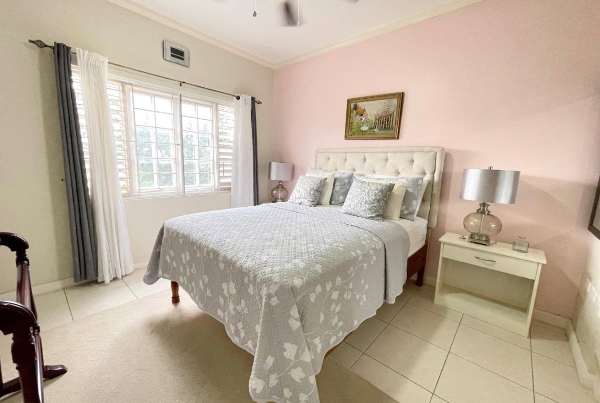 Fifteenth image of Kings House Avenue in Kingston 6, St. Andrew, Jamaica - property is For Rent