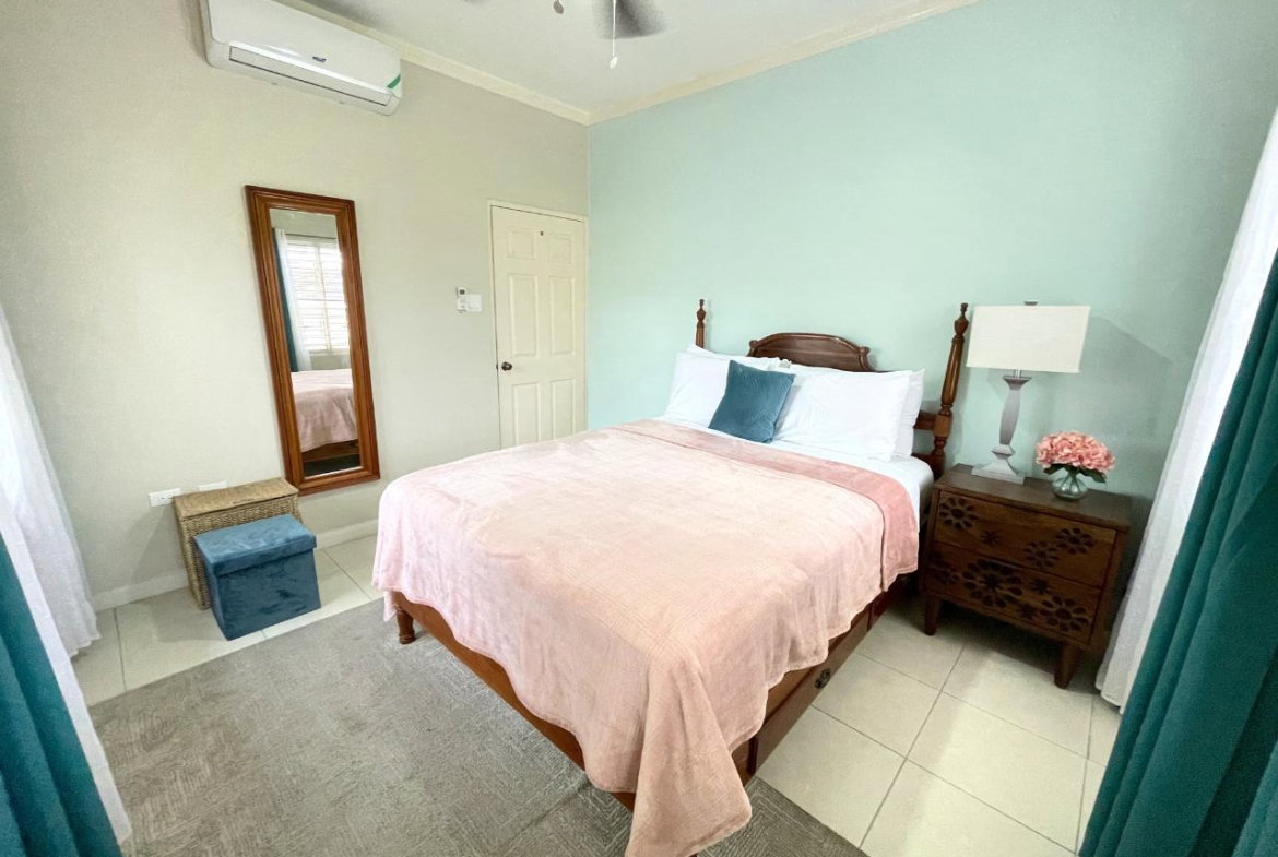 Nineteenth image of Kings House Avenue in Kingston 6, St. Andrew, Jamaica - property is For Rent
