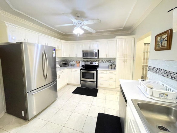 First image of Kings House Avenue in Kingston 6, St. Andrew, Jamaica - property is For Rent