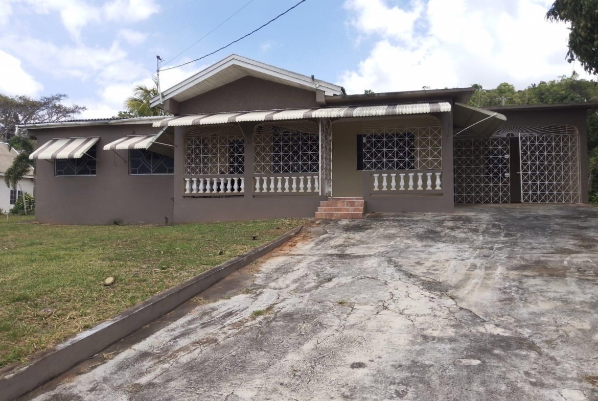 Second image of 28 Spur Tree Heights in Spur Tree, Manchester, Jamaica - property is For Sale