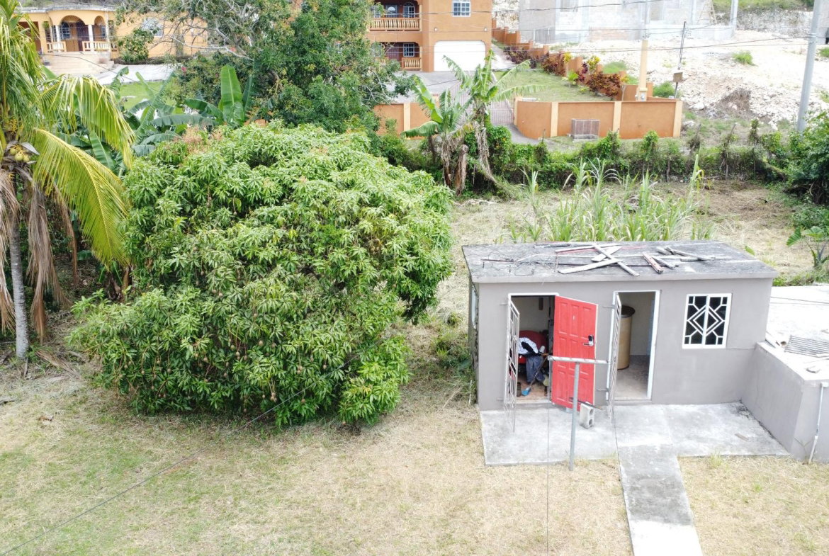 Thirtieth image of 28 Spur Tree Heights in Spur Tree, Manchester, Jamaica - property is For Sale