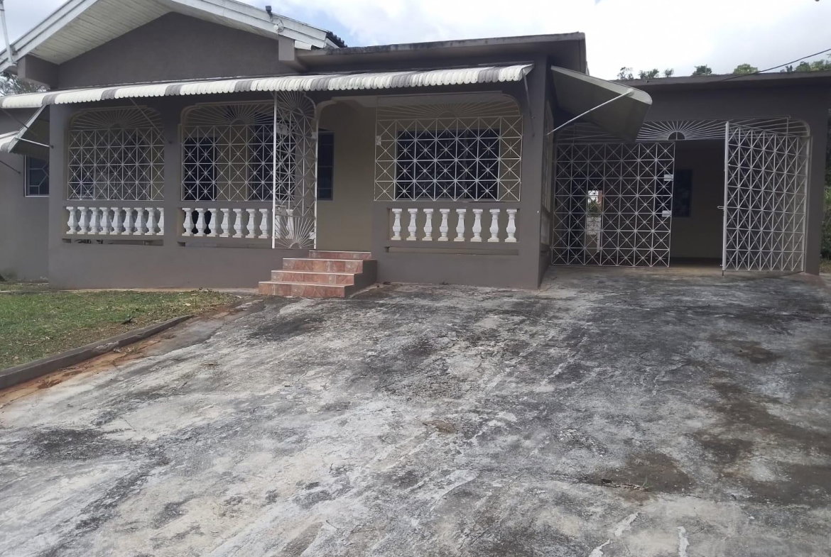 Fourth image of 28 Spur Tree Heights in Spur Tree, Manchester, Jamaica - property is For Sale