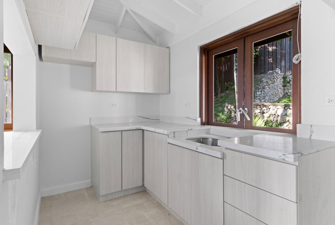 Twenty-First image of 6 Tavistock Heights in Kingston 6, St. Andrew, Jamaica - property is For Sale