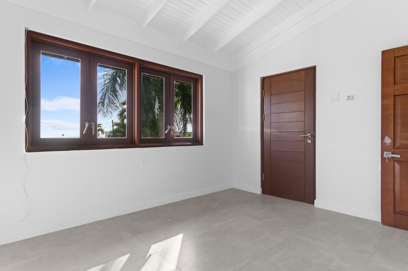 Stunning-6-Bedroom-Home-with-Guesthouse-for-Sale-in-St.-Andrew Twenty-Third image of 6 Tavistock Heights in Kingston 6, St. Andrew, Jamaica - property is For Sale