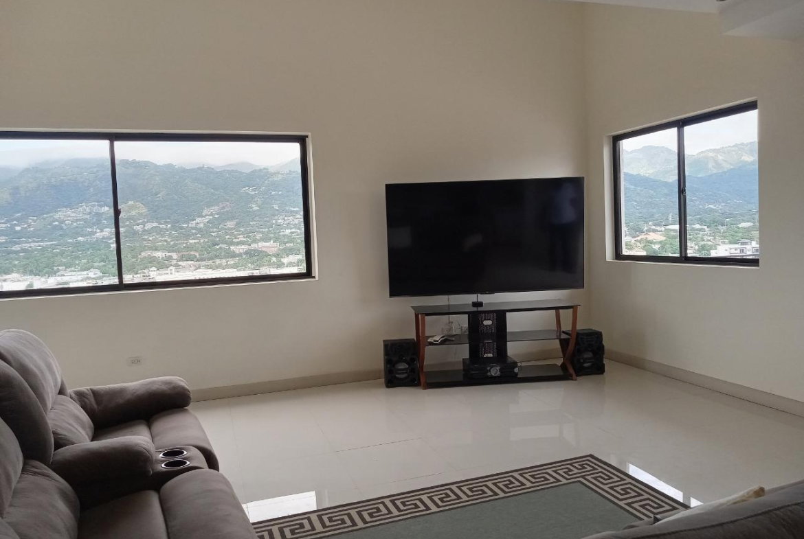Eighteenth image of 11 Wellington Heights in Kingston 6, St. Andrew, Jamaica - property is For Sale