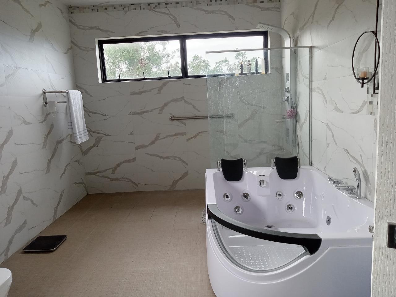 Stunning-Modern-Home-for-Sale-in-Wellington-Heights-Jamaica Twenty-Second image of 11 Wellington Heights in Kingston 6, St. Andrew, Jamaica - property is For Sale