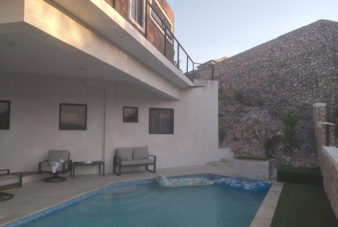Thirtieth image of 11 Wellington Heights in Kingston 6, St. Andrew, Jamaica - property is For Sale