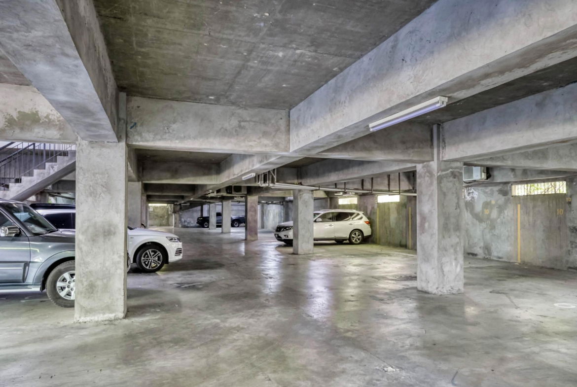 Third image of 25 Liguanea Avenue in Kingston 6, St. Andrew, Jamaica - property is For Sale