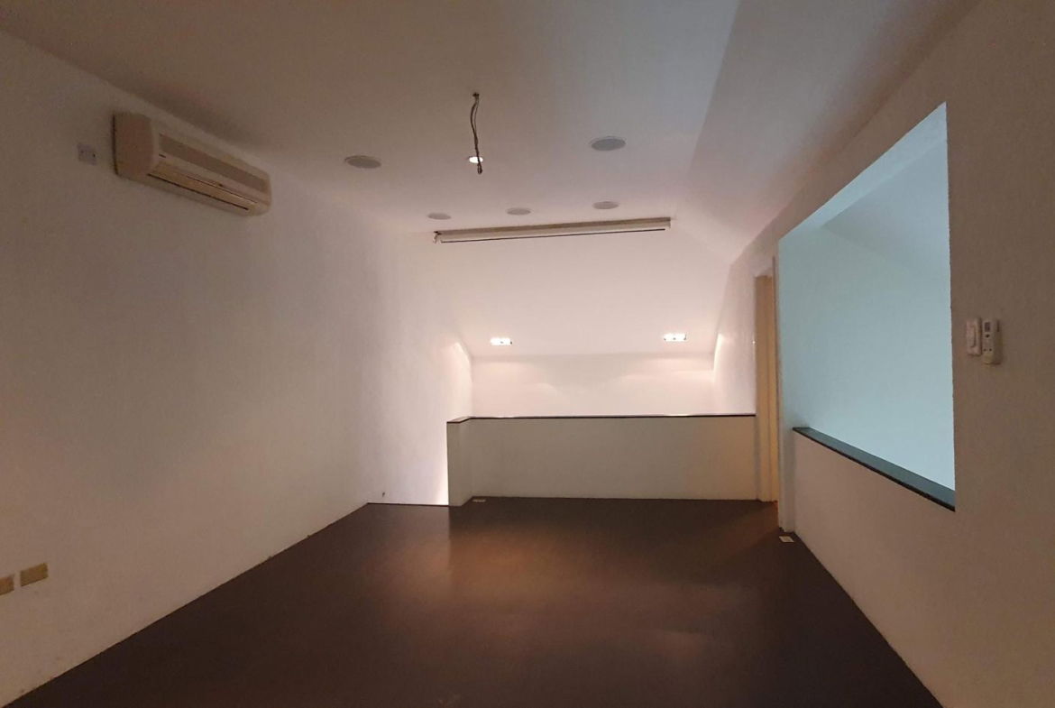 Twenty-Seventh image of 25 Liguanea Avenue in Kingston 6, St. Andrew, Jamaica - property is For Sale