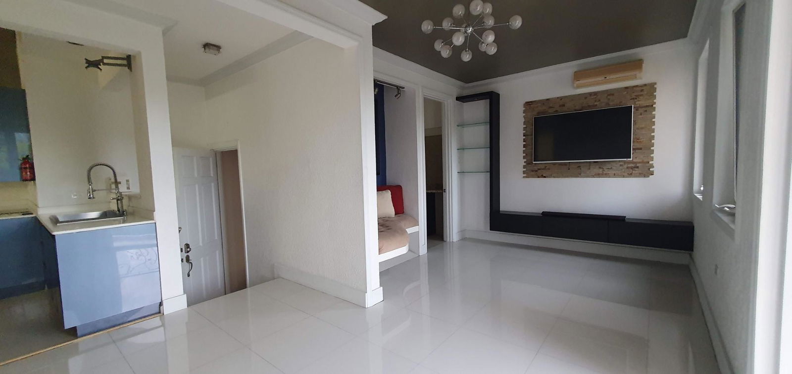 Fourth image of 25 Liguanea Avenue in Kingston 6, St. Andrew, Jamaica - property is For Sale