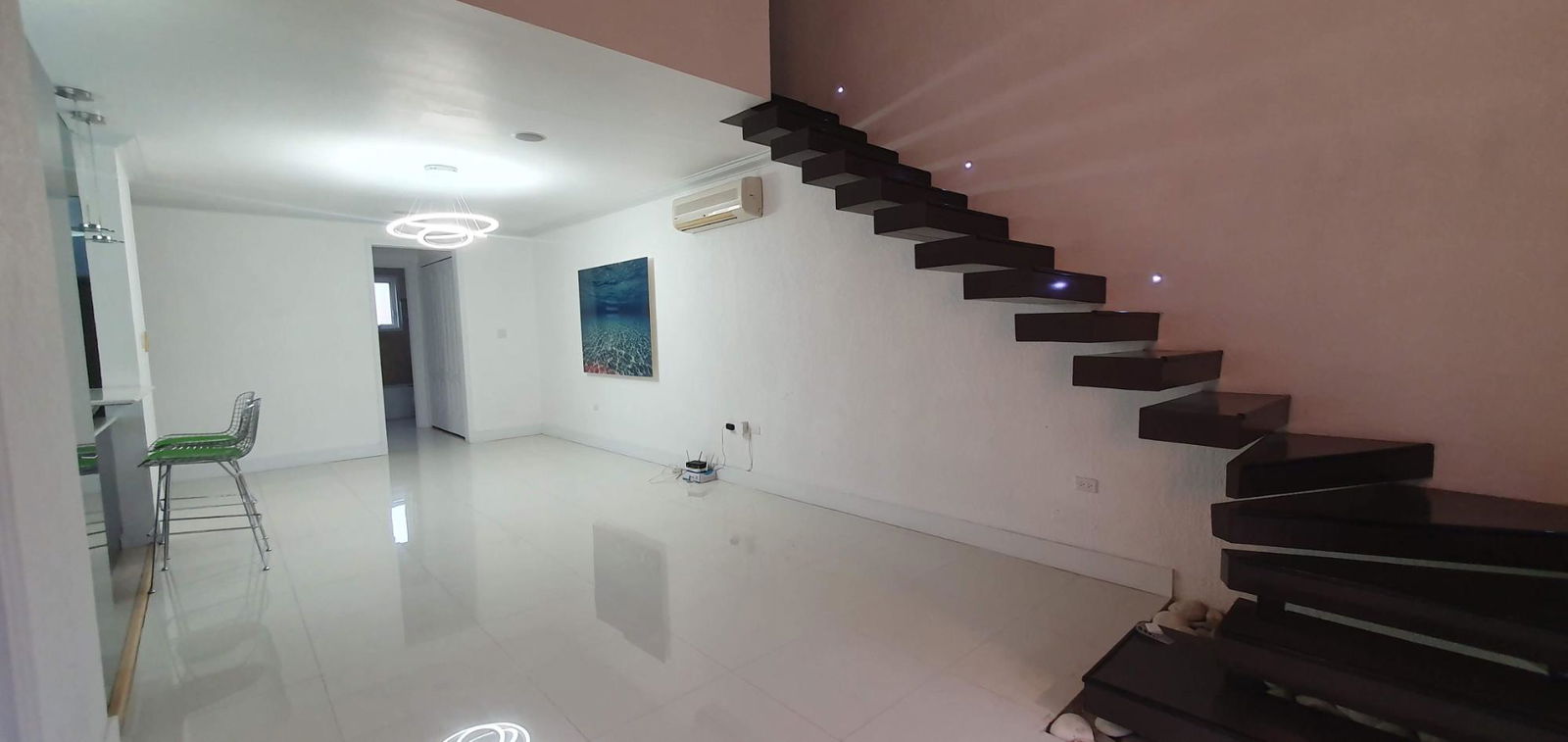 Sixth image of 25 Liguanea Avenue in Kingston 6, St. Andrew, Jamaica - property is For Sale