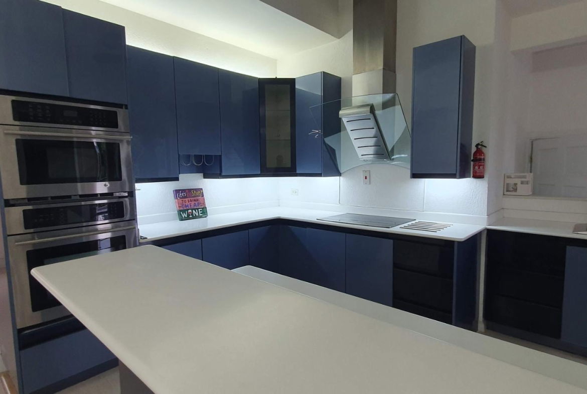 Tenth image of 25 Liguanea Avenue in Kingston 6, St. Andrew, Jamaica - property is For Sale