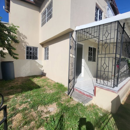 Third image of 4-14 Gordon Close in Kingston 5, St. Andrew, Jamaica - property is For Sale