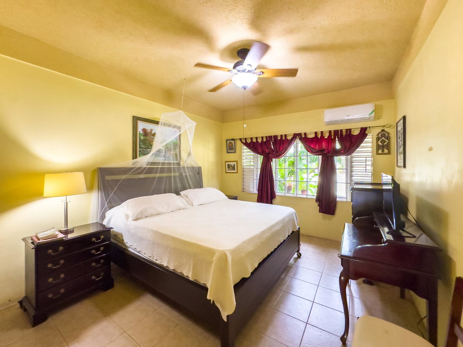 Thirteenth image of 17 Fairlane Avenue in Kingston 6, St. Andrew, Jamaica - property is For Sale