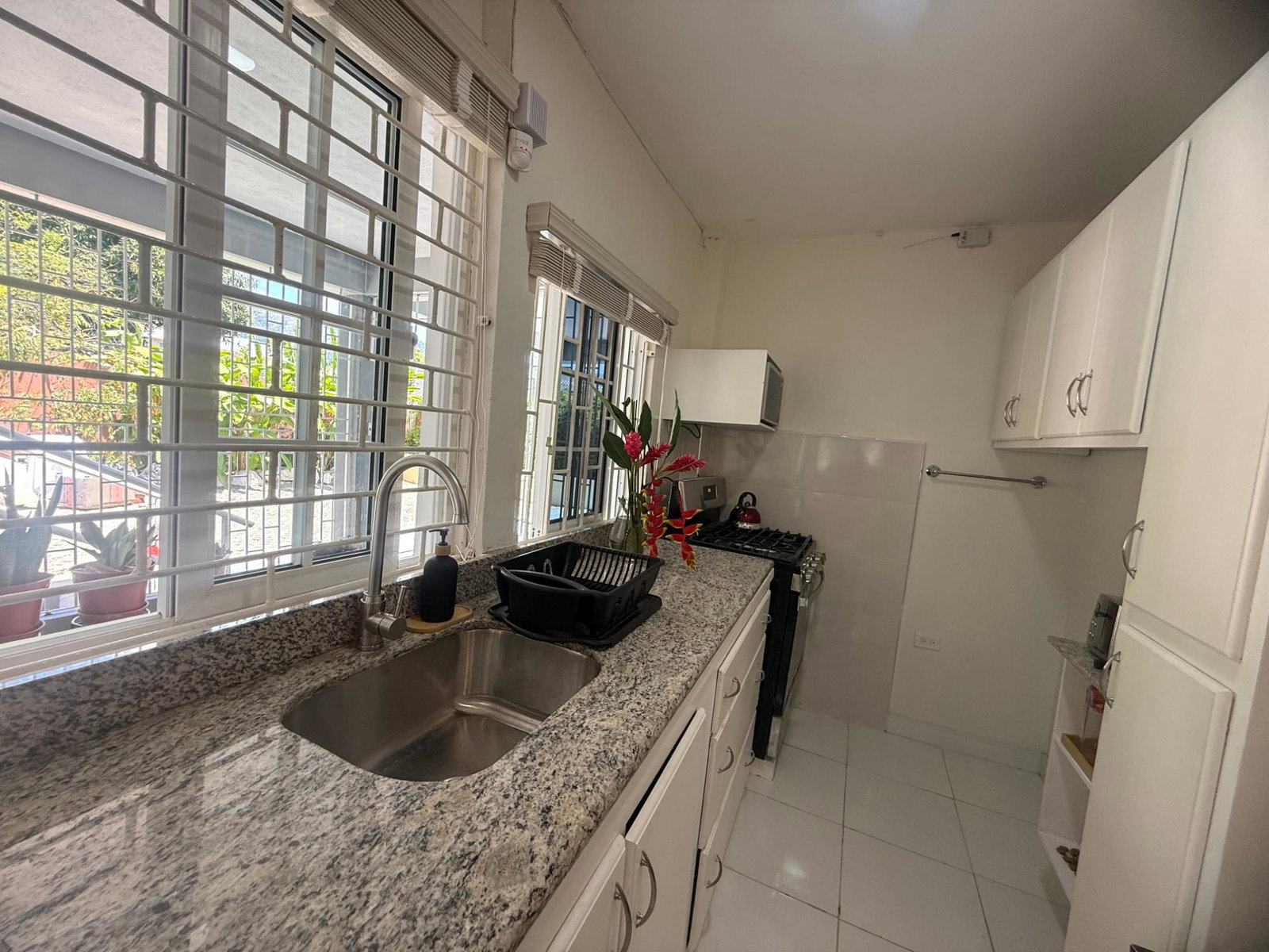 Fourth image of 3- Sandhurst Terrace in Kingston 6, St. Andrew, Jamaica - property is For Rent