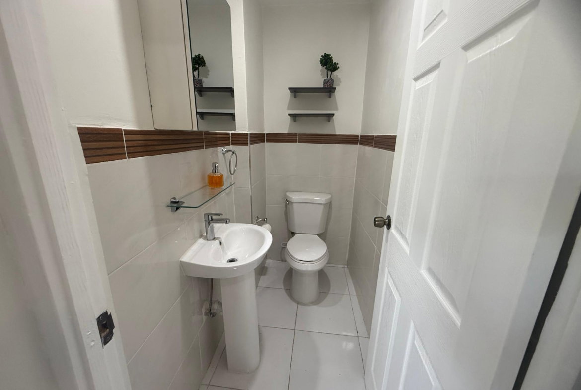 Sixth image of 3- Sandhurst Terrace in Kingston 6, St. Andrew, Jamaica - property is For Rent
