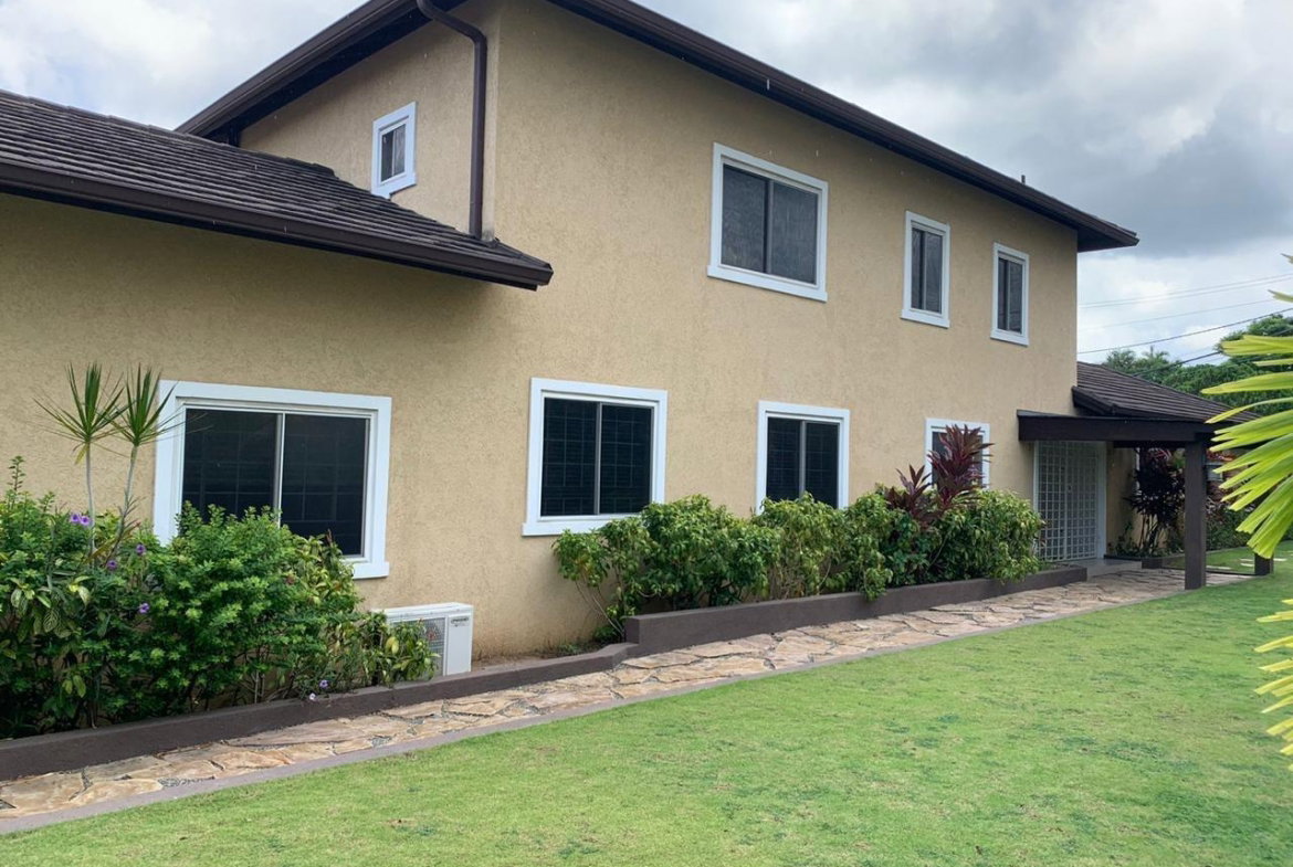 Tenth image of 2-35 Russell Heights in Kingston 6, St. Andrew, Jamaica - property is For Rent