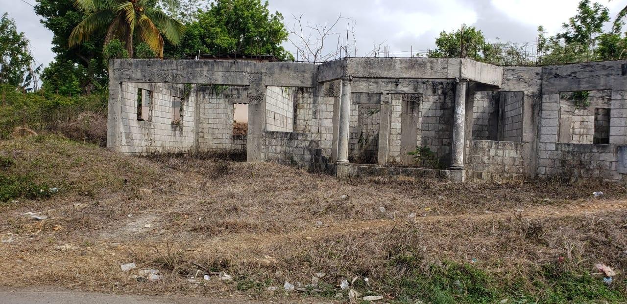 Second image of Suttons/ennitts Hill in Turners Four Paths, Clarendon, Jamaica - property is For Sale