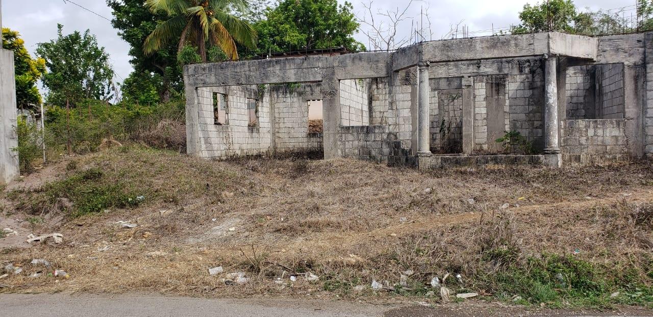 First image of Suttons/ennitts Hill in Turners Four Paths, Clarendon, Jamaica - property is For Sale