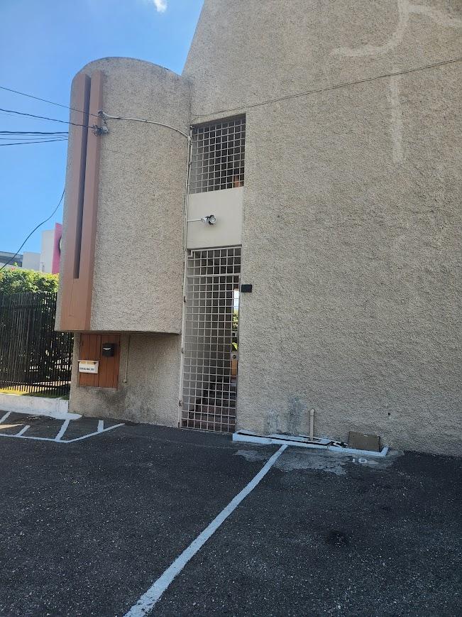 Fourth image of 5 West Kings House Road in Kingston 10, St. Andrew, Jamaica - property is For Rent